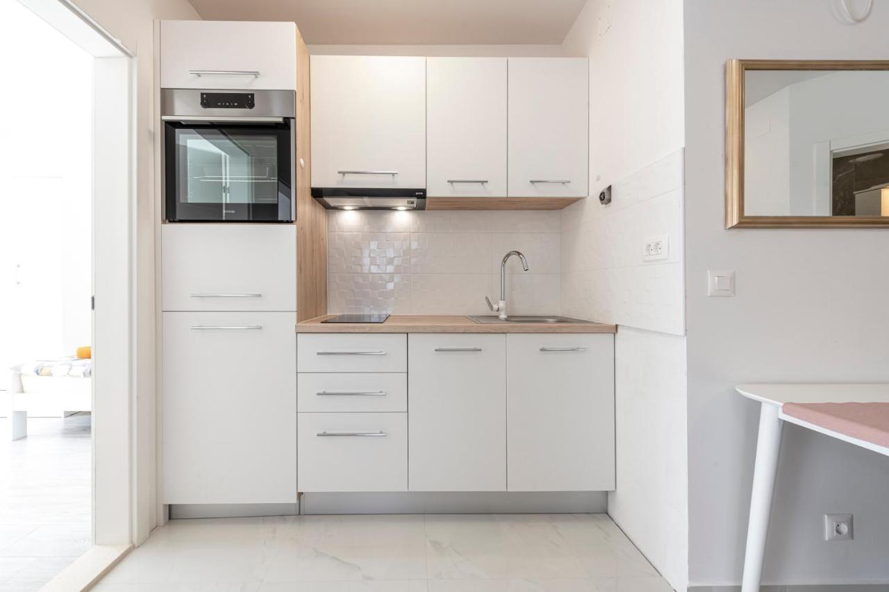 Apartments Kiki ムリニ エクステリア 写真
